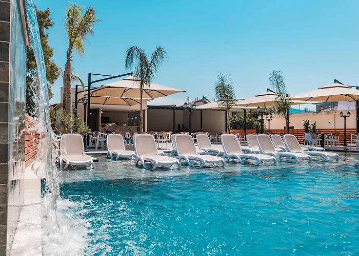 Boutique Ksamil Central Park Hotel