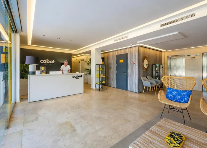 Cabot Tres Torres Apartamentos Playa de Palma 