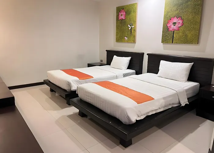 Lub Sbuy Hostel Phuket