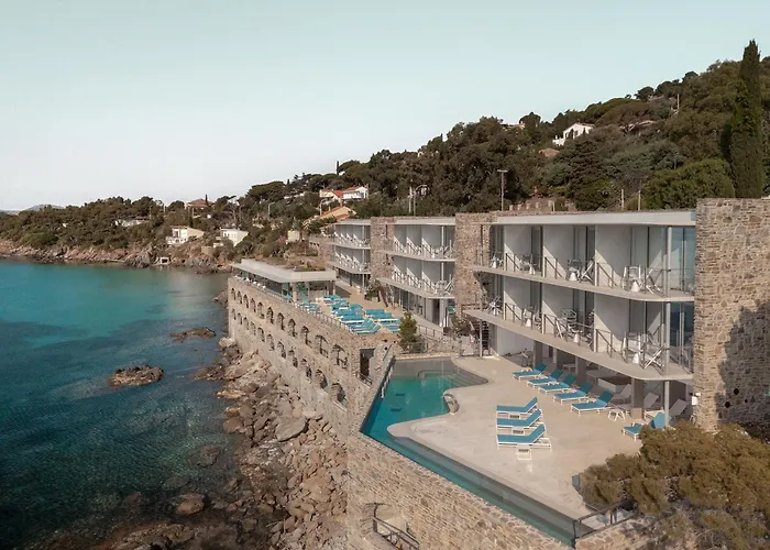 Hôtel Les Roches - Relais&Châteaux Le Lavandou