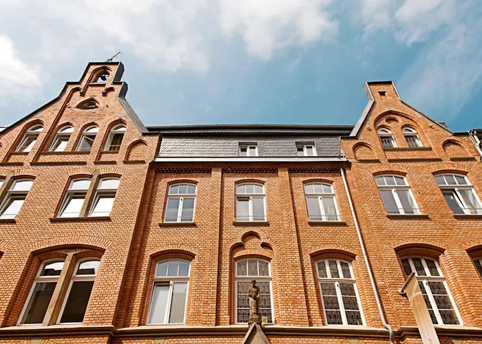 HOPPER Hotel St. Josef Keulen