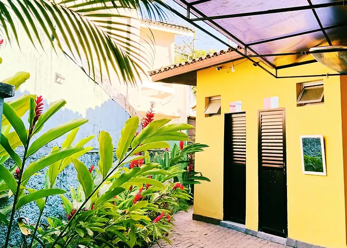 Tombo Beach Home Stay Guarujá