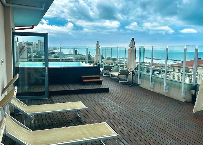 Hotel Aragosta Cattolica