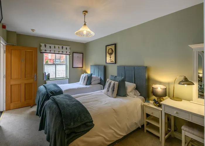 Top 18 Popular hotels  in Shrewsbury