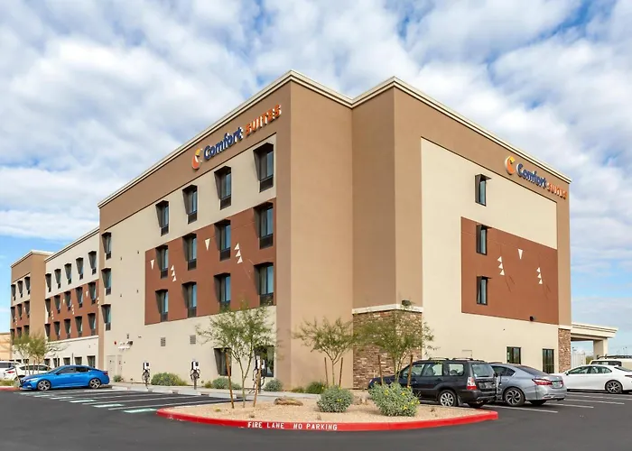 Comfort Suites Scottsdale Talking Stick Entertainment District