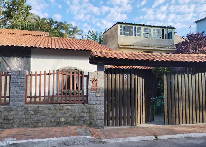 Recanto da Árvore Suítes e Café