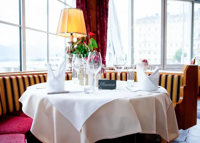 4 Sterne-Hotel-Seehotel Schwan Gmunden
