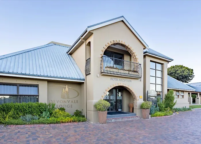 Devonvale Golf & Wine Estate Hotel Stellenbosch - 4 star Hotel