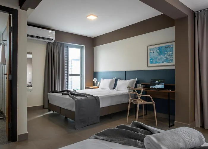 Lym Flat Hotel