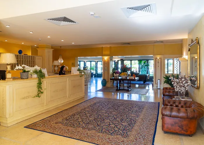 Hotel Spiaggia D'Oro - Charme & Boutique By Double Hospitality Saló