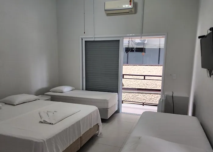 Boutique Francis Hotel Mar Caraguatatuba