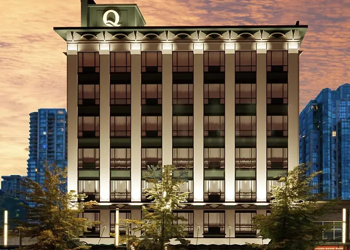 Quality Inn & Suites (Adults Only) Vancouver Mit Golfplatz