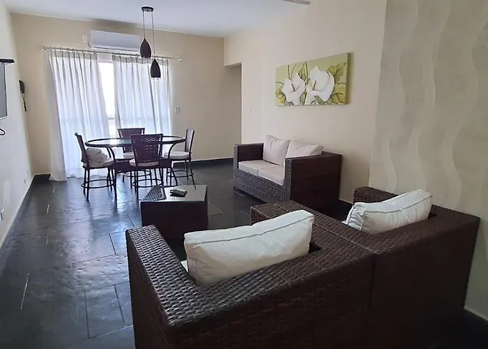 Hotéis com piscina em Guarujá