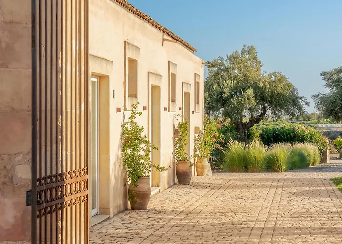 Ballium Luxury Relais Avola
