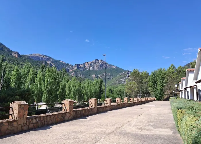 Hotel Complejo Rural Rio Tus Yeste 