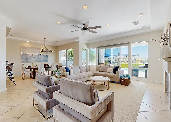 La Quinta Fairways Villa with Pool