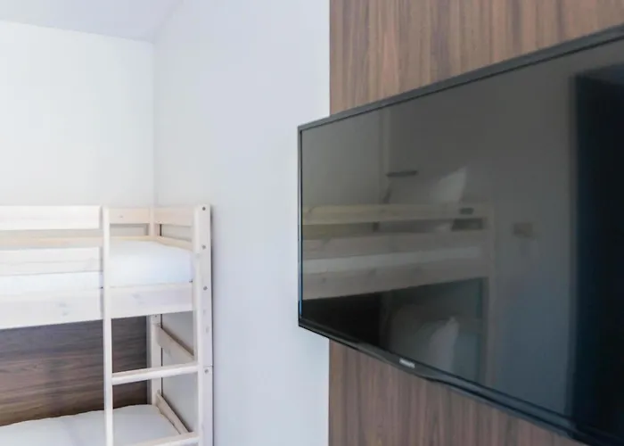 Ibis Styles Perpignan Canet En Roussillon Con una Pista de Golf