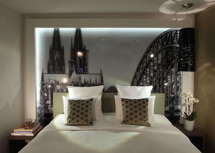 Lindner Hotel Cologne City Plaza, Part Of Jdv By Hyatt Mit Golfplatz
