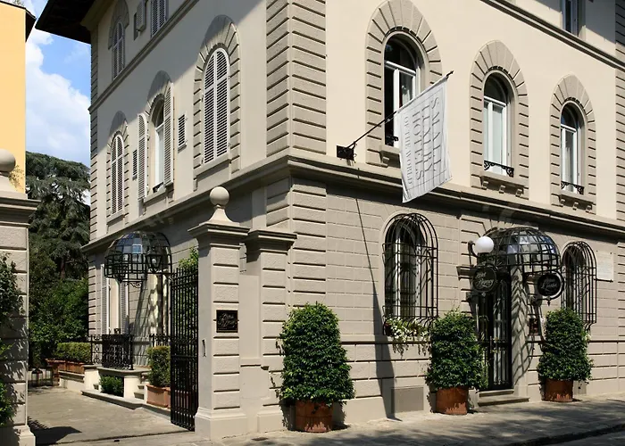 Hotel Regency - Small Luxury Hotels Of The World Firenze a 5 stelle