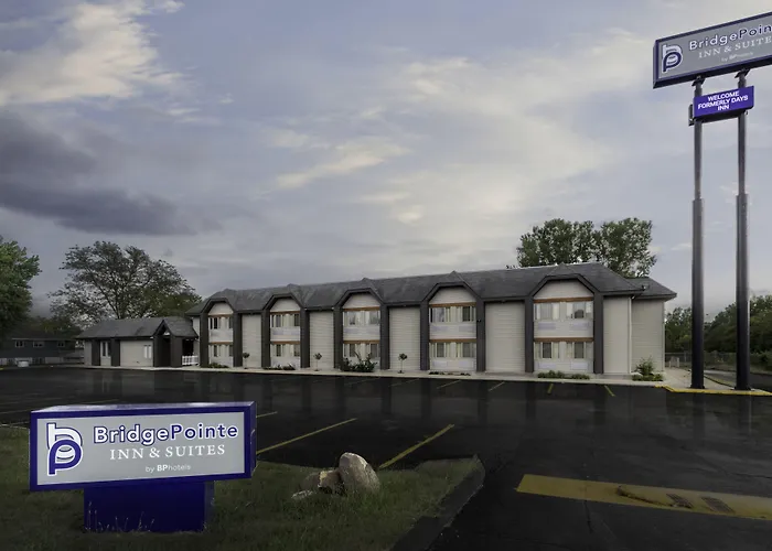 Bridgepointe Inn & Suites By Bphotels, Council Bluffs, Omaha Area