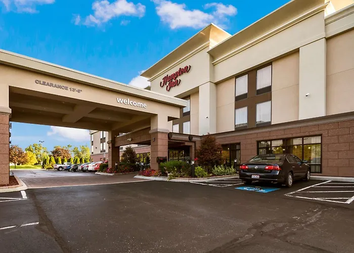 Hampton Inn West Columbus With Golf Course