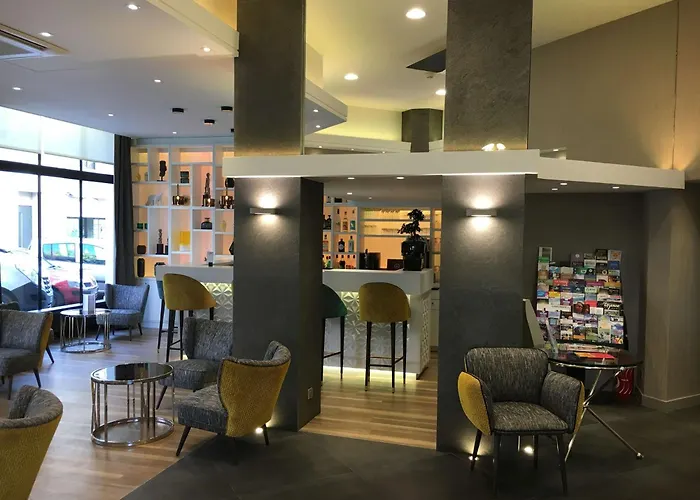 Best Western Plus Hotel Carlton Annecy Mit Golfplatz