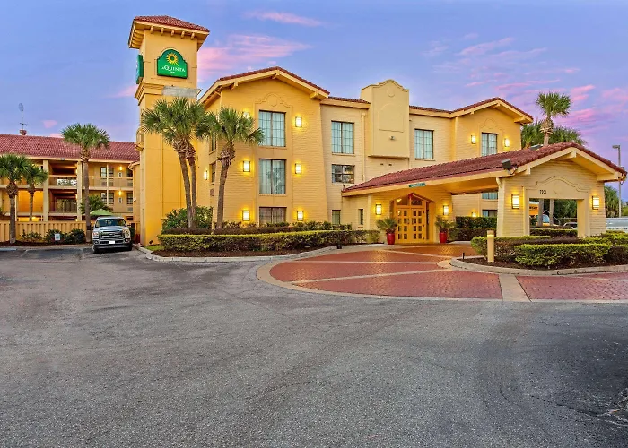 La Quinta Inn By Wyndham Orlando Airport West