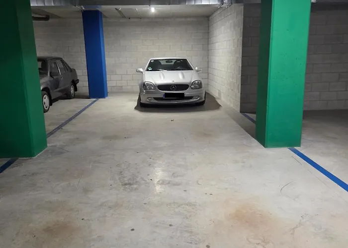 Apartamentos Zarautz Centro, con tarjeta parking gratis en zona azul y residentes