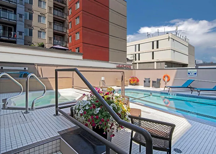 Doubletree By Hilton - Kamloops Hotel - 4 star Hotel
