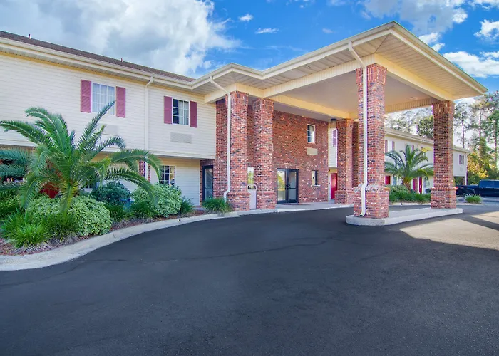 Surestay Hotel By Best Western Brunswick With Golf Course