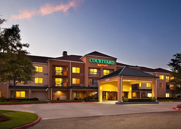 Courtyard Baton Rouge South Hotel