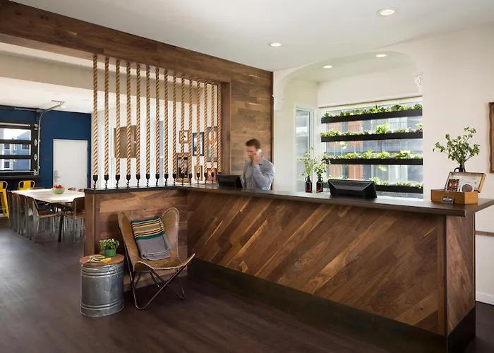 Hotel Basecamp Boulder