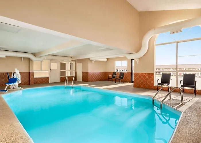 Super 8 By Wyndham Liberal Ks Hotel