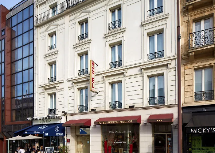 Hotel Fertel Maillot Paris Avec Terrain de Golf