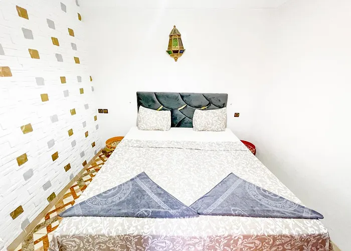 Sun Hostel