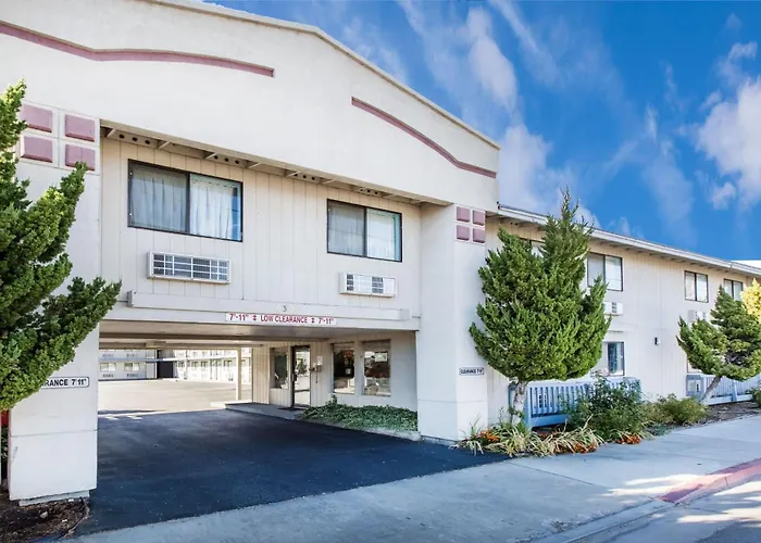 Motel Super 8 By Wyndham Bishop