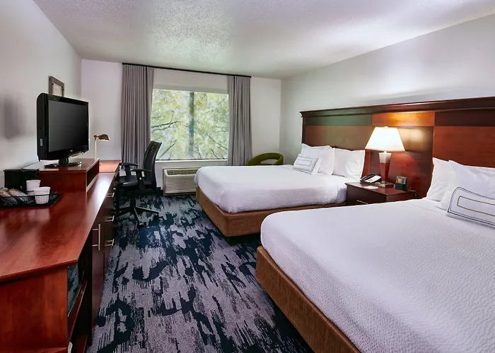 Fairfield Inn & Suites Detroit Livonia
