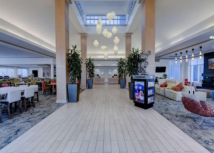 Boutique Hilton Garden Inn Anaheim/Garden Grove