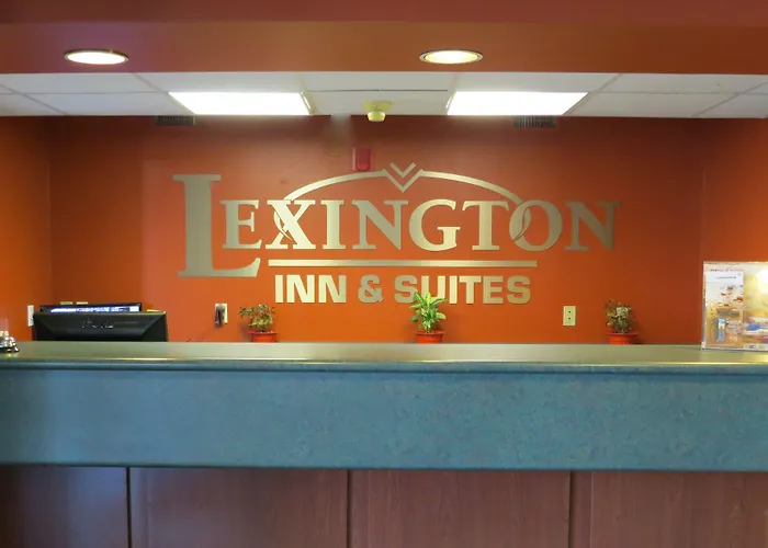 Lexington Inn & Suites-Windsor