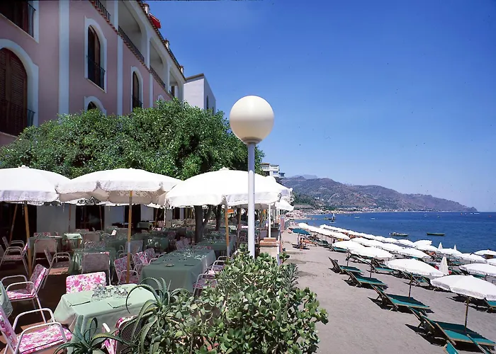 Hotel Lido Mediterranee Taormina - un hotel a 4 stelle 
