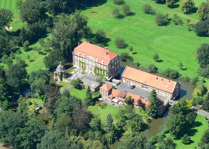 Hotel Schloss Wilkinghege Munster  met golfbaan