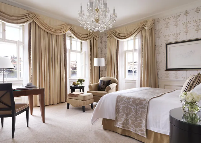 Four Seasons Hotel Praag 5 sterren