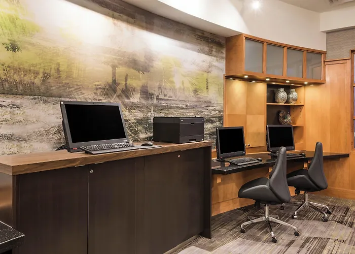 Courtyard By Marriott Toronto Vaughan