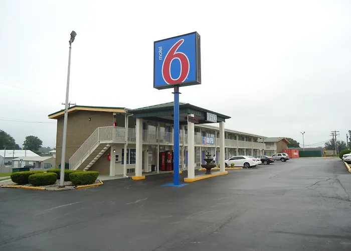 Motel 6-Somerset, Ky With Golf Course