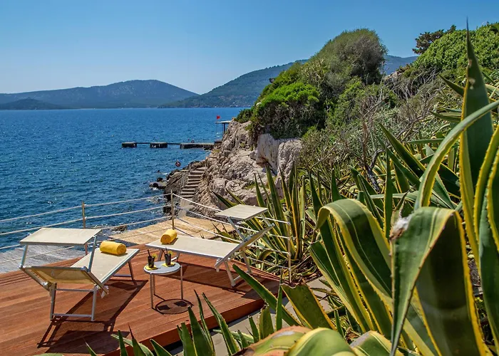 El Faro Hotel&Spa Alguer Con una Pista de Golf