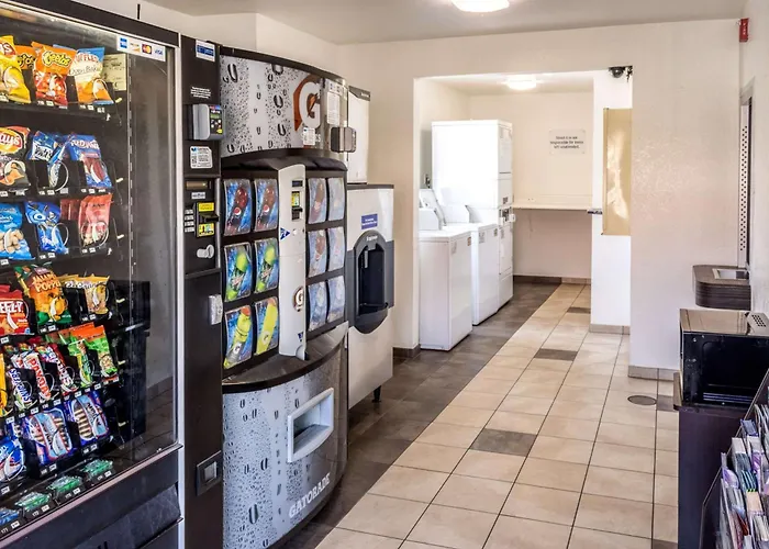 Motel 6-Bakersfield, Ca - East