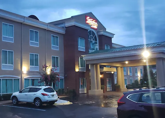 Baymont By Wyndham Montgomery South