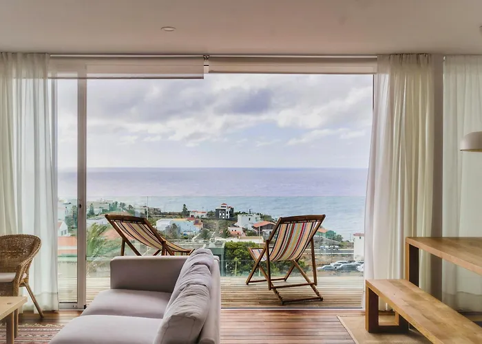 La Caleta (El Hierro) Beach hotels