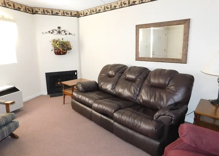 Olde Gatlinburg Rentals with Pool