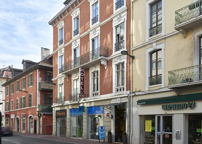 Hotel Du Nord Annecy admite animales